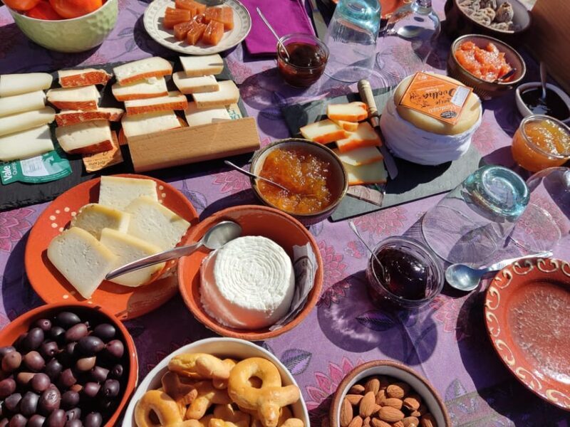 Serra da Estrela: Serra da Estrela cheese tasting - An In-Depth Look at the Serra da Estrela Cheese Tasting Tour