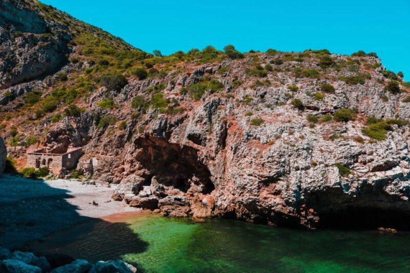 Sesimbra: Arrábida Beaches & Caves Boat Tour with Snorkeling - The Itinerary Breakdown: What Youll Experience