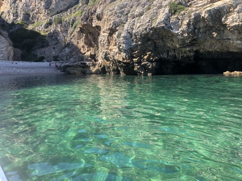 Sesimbra: Arrábida Beaches & Caves Boat Tour with Snorkeling - Who Will Love This Experience?