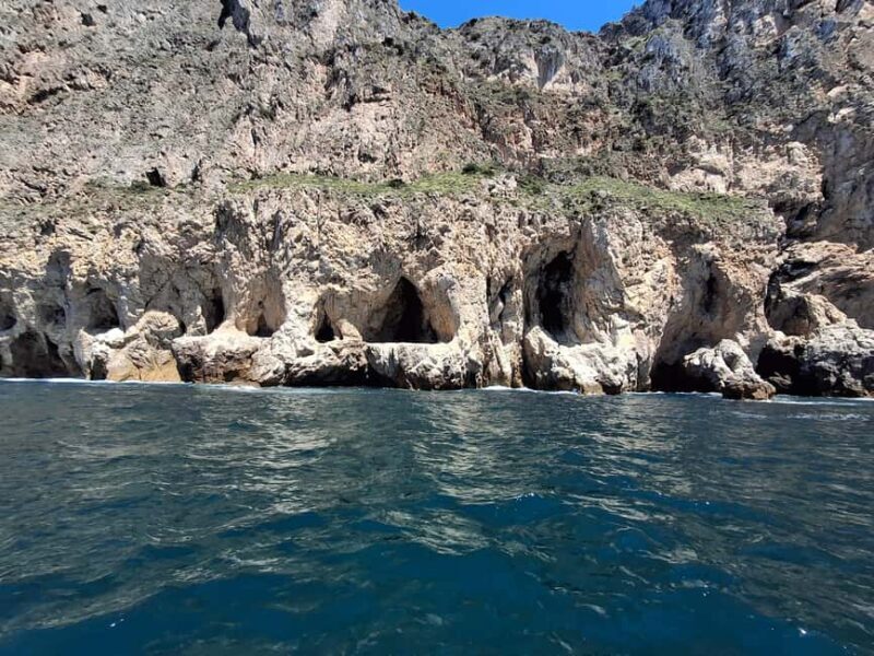 Sesimbra: Boat Tour to Hidden Natural Gems w/local fisherman - Who Would Love This Experience?