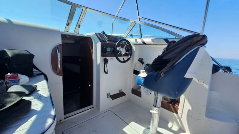 Sesimbra: Rote of Wonders/ Private Boat Tour along the cost - FAQ