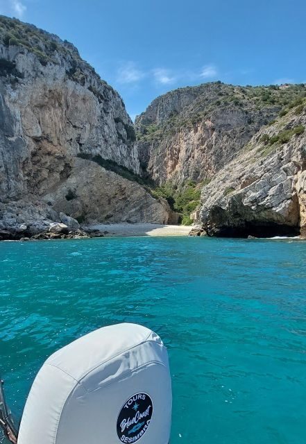 Sesimbra: Secret Bays and Beaches Boat Tour with Snorkeling - Key Points