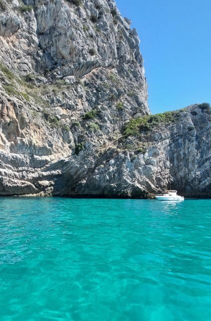 Sesimbra: Secret Bays and Beaches Boat Tour with Snorkeling - An Honest Look at the Sesimbra Boat Tour Experience