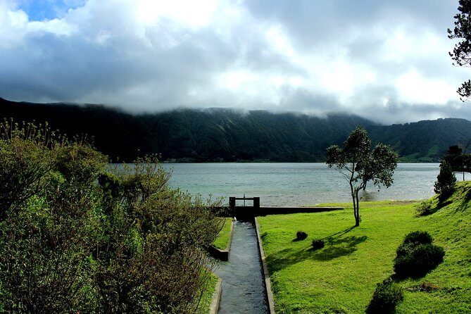 Sete Cidades by Van (half day) - Who Should Book This Experience