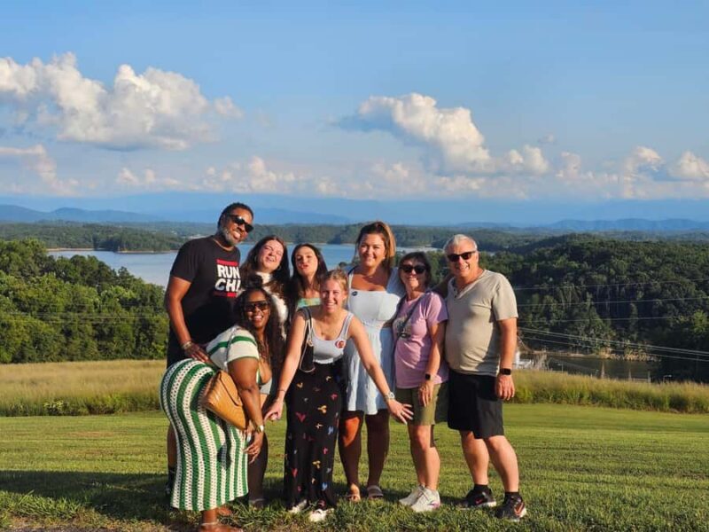 Sevierville: SmokyBear Spirit Trail w/Tastings & Scenic Stop - Transportation & Group Size