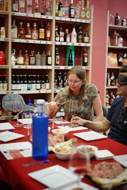 Sevilla: Wine Chat in Vinalium - Authentic Experiences Highlighted by Guests