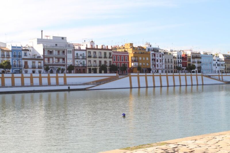 Seville: 3Hour Bike Tour along the Guadalquivir River - Key Points