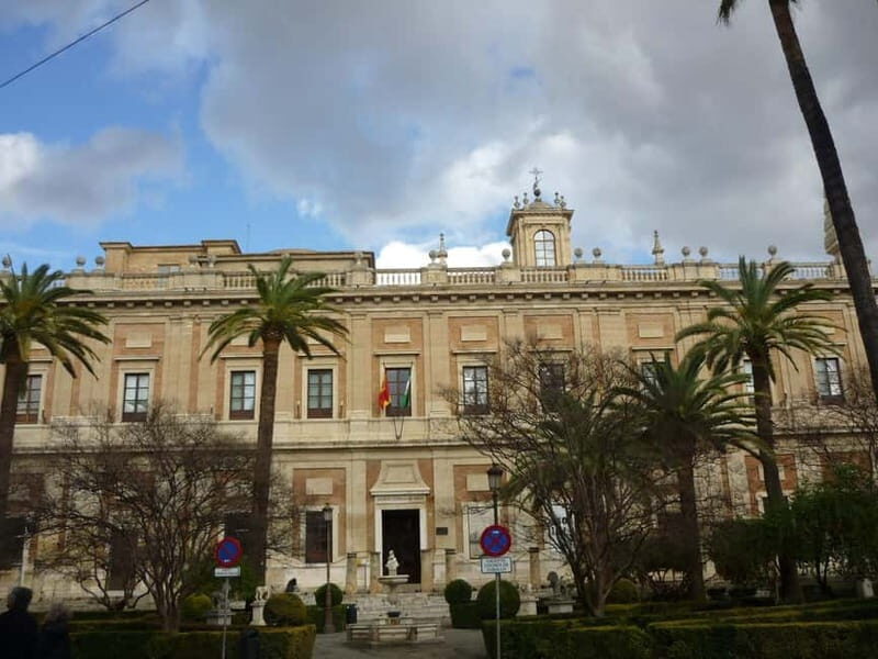 Seville: Age of Discoveries Guided Tour w/ Monuments Access - Why This Tour Offers Good Value