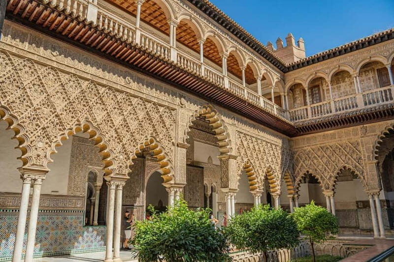 Seville: Alcázar, Cathedral, and Giralda Small-Group Tour - An In-Depth Look at the Tour Experience