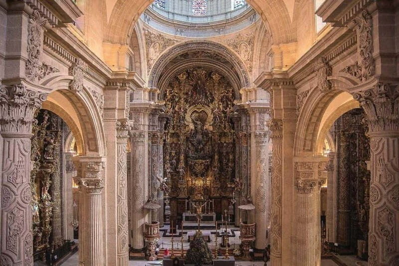 Seville: Cathedral and Salvador Church Guided Tour - Key Points