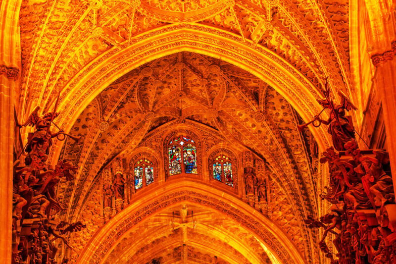 Seville: Cathedral & Giralda Fast-Track Guided Tour - Authentic Insights from Reviews and Guides
