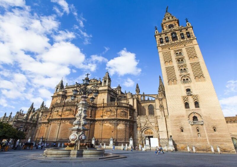 Seville: Cathedral & Giralda Guided Tour with Entry Tickets - The Orange Tree Patio
