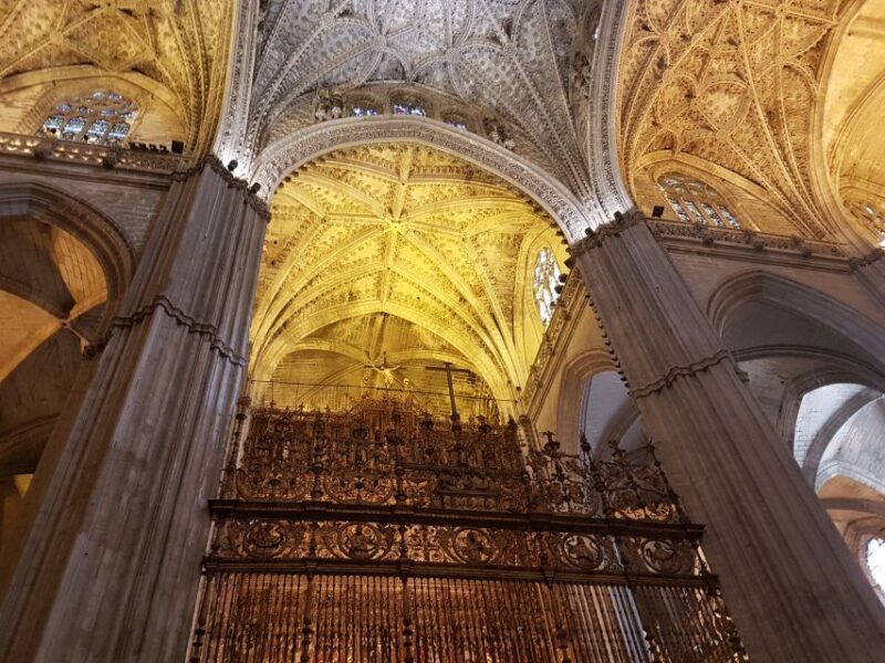 Seville Cathedral & Giralda Private Tour including tickets - Key Points