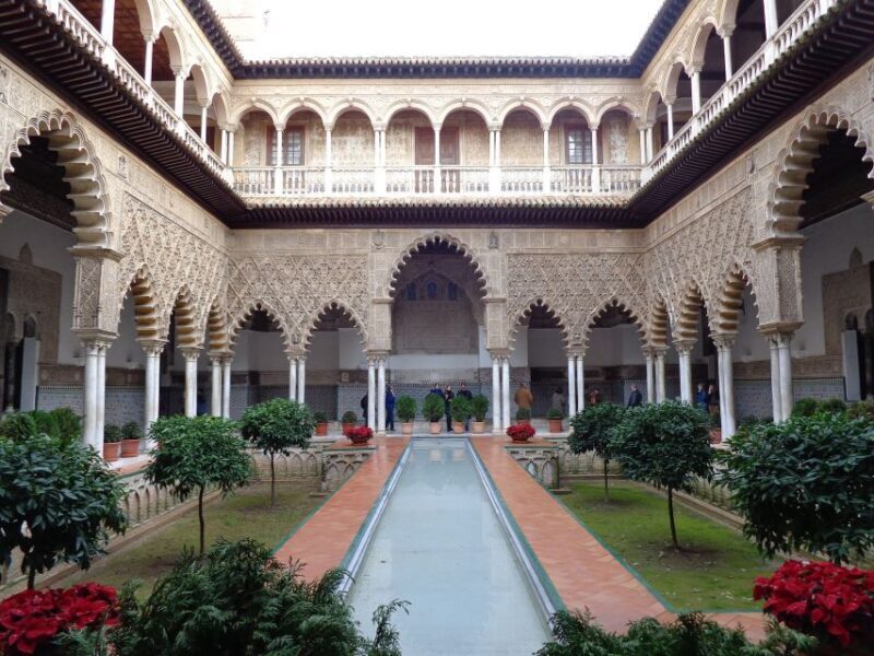 Seville: Cathedral & Real Alcazar Private Tour with tickets - Authentic Insights and Hidden Gems