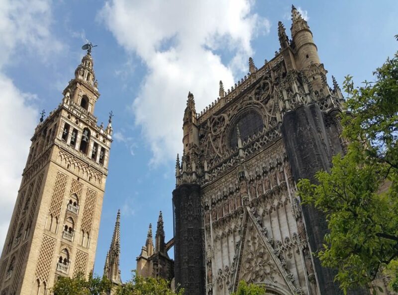 Seville Cathedral Skip-the-Line Tour - Discovering the Magic of the Seville Cathedral
