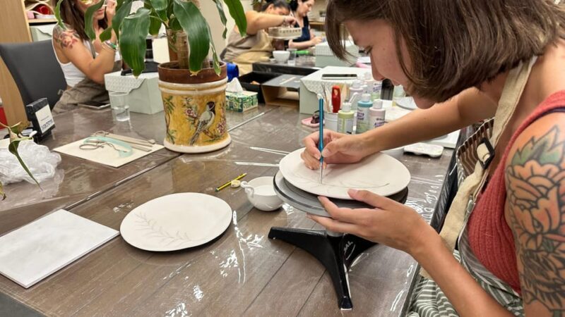 Seville: Ceramic painting workshop - A Deep Dive Into the Ceramic Painting Workshop