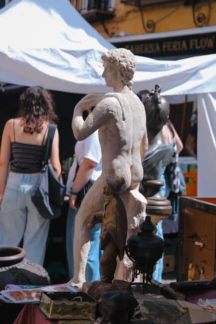 Seville: Coffee Tour and Vintage Market - The Experience Provider and Booking Details