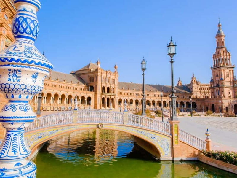 Seville: Dutch Highlights (E-)Bike Tour with a Small Group - FAQ