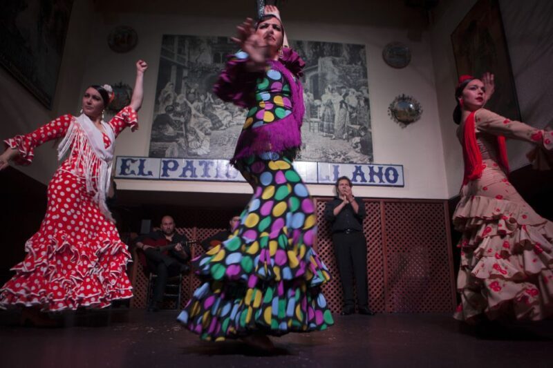 Seville: El Patio Sevillano Flamenco Show Ticket & Dinner - Frequently Asked Questions