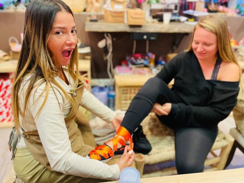 Seville: Espadrilles-Making Workshop with Snacks and Drinks - Key Points