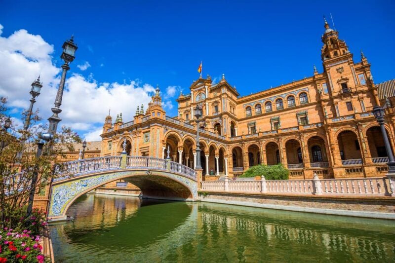 Seville: Express Walk with a Local in 60 minutes - Final Thoughts: Who Will Love This Tour?