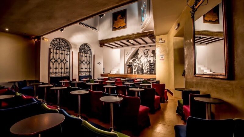 Seville: Flamenco Show at Tablao Los Gallos - The Venue and Location: A Slice of Seville’s Historic Charm