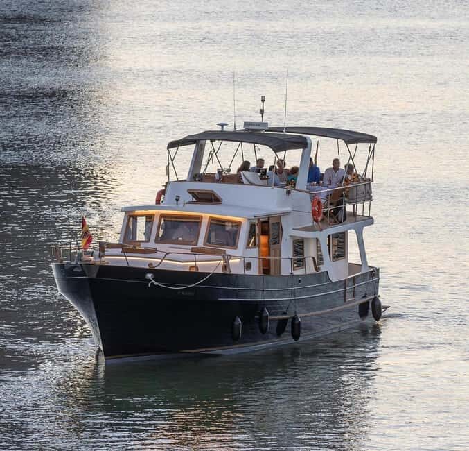 Seville: Flamenco Yacht Cruise with Tapas and Drinks - A Detailed Look at the Flamenco Yacht Cruise Experience