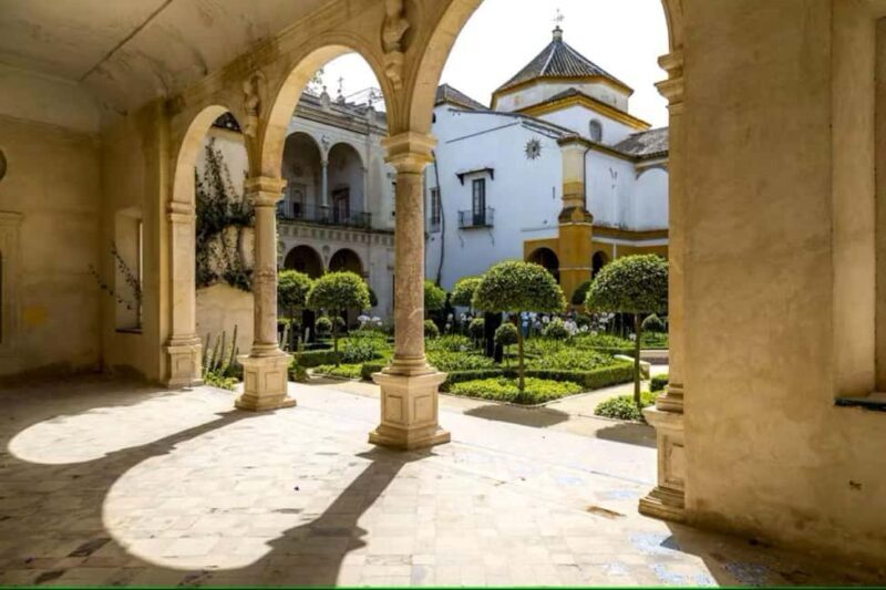 Seville: Guided Tour of Noble Houses and Grand Gardens - Practical Tips for Your Visit