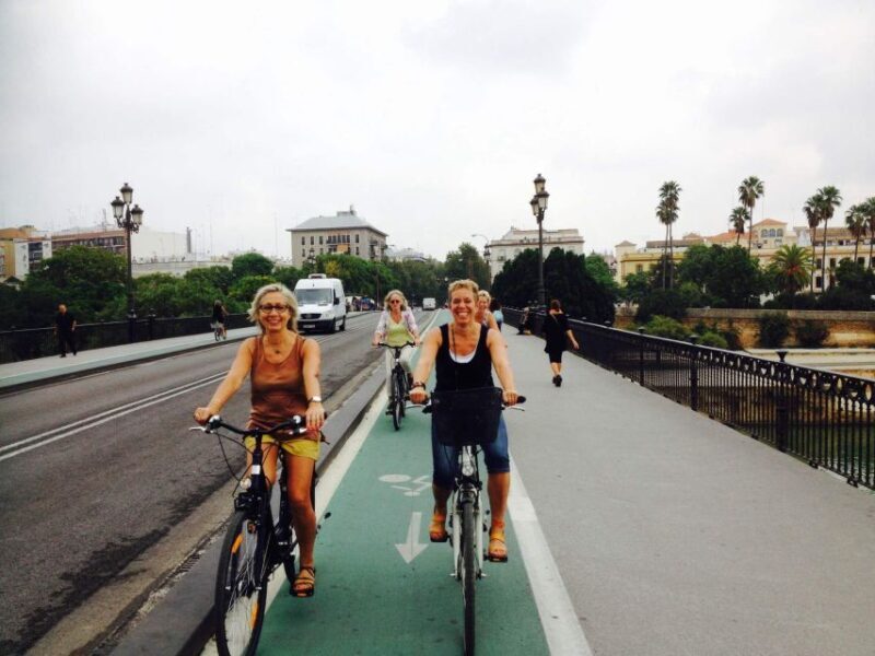 Seville: Highlights City Bike or E-Bike Tour - FAQ