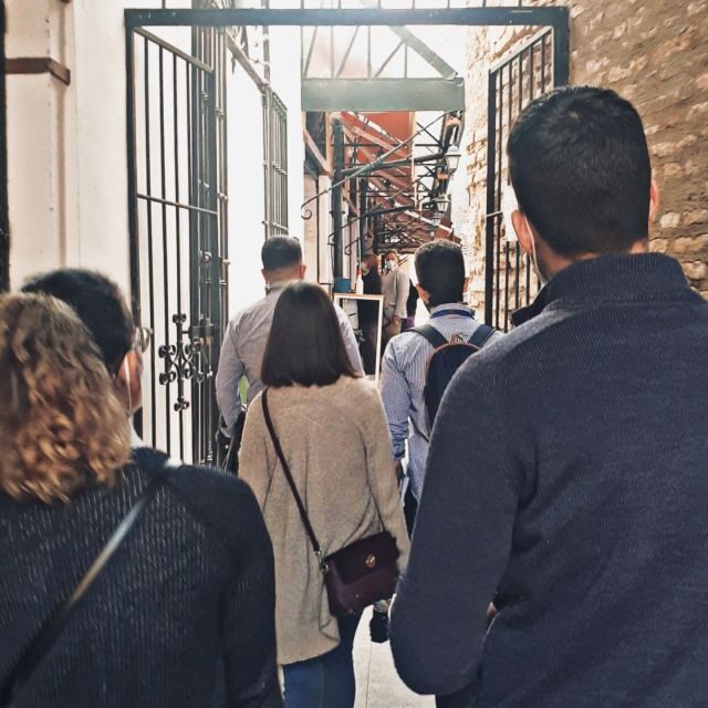 Seville Jewish Quarter walking tour: Santa Cruz District - The Optional Flamenco Show: A Fiery Finish