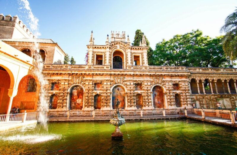 Seville: Priority Access Royal Alcazar Tour - Key Points