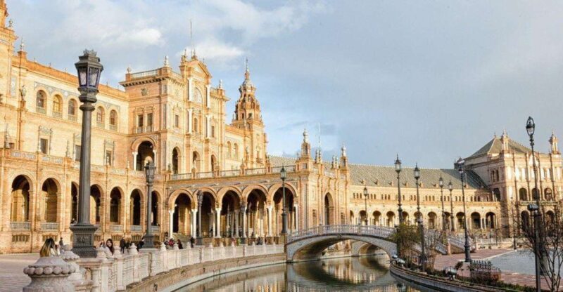 Seville Private Guided Walking Tour - Exploring Seville in 1.5 Hours: What to Expect
