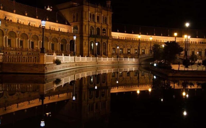 Seville: Private Night Tour - An In-Depth Look at the Seville Night Tour