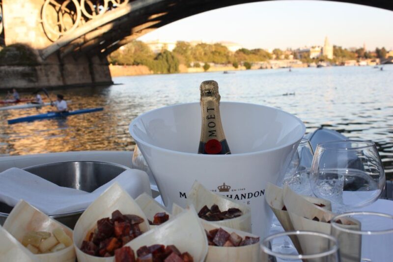 Seville: Private River Cruise Lunch or Dinner and Drinks - FAQ
