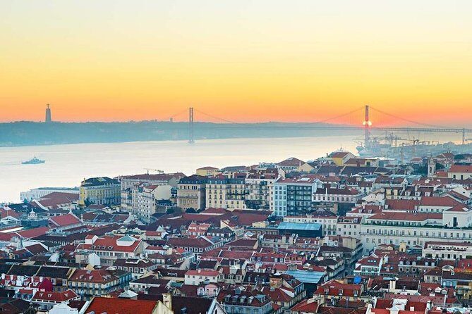 Seville Private transfer to Lisbon with Optional Evora stop - FAQ