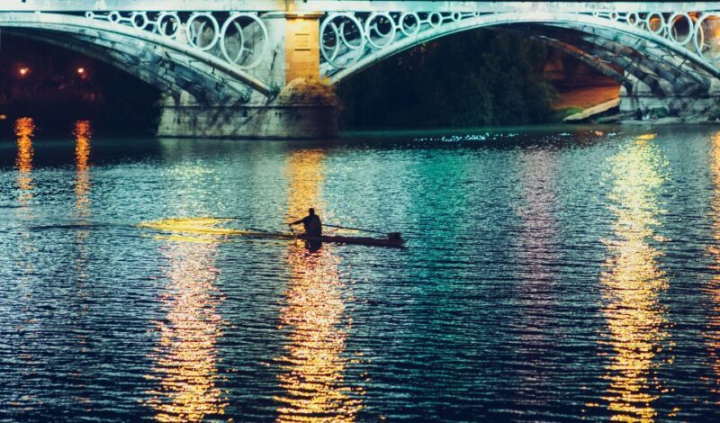 Seville: Tapas Tour Across the River in Triana - Key Points