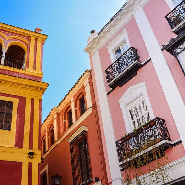 Seville: Tiny-Group Jewish Quarter Discovery Walking Tour - Key Points