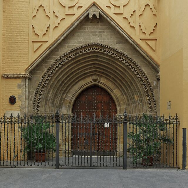 Seville: Tiny-Group Triana Iconic Neighborhood Walking Tour - Final Thoughts