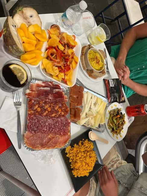 Seville: Triana Market Tapas Tour with Drinks - Practical Tips for Booking