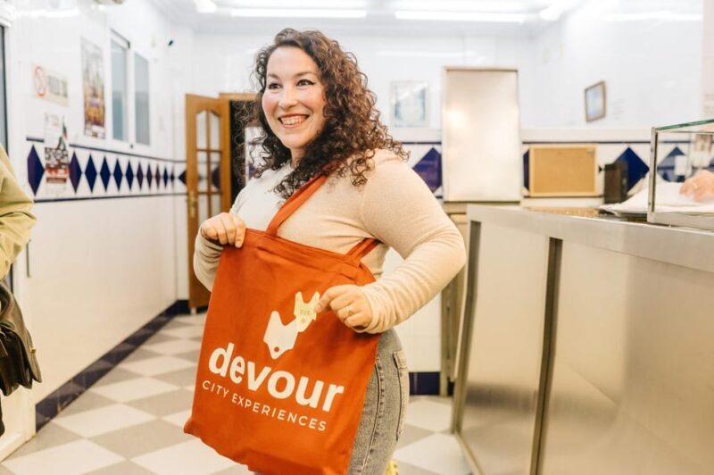 Seville: Triana Neighborhood Evening Tapas Tour - Stop 5: Bar Bistec