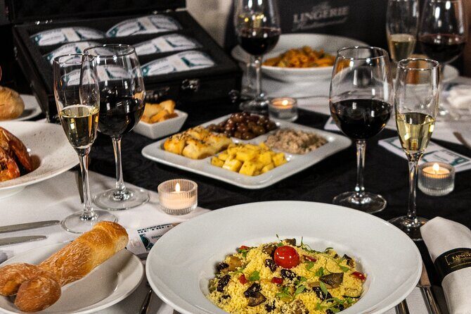 Sexy Cabaret Show with Dinner in Lisbon - FAQ