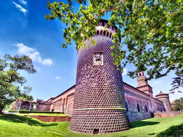 Sforza Castle and Michelangelo's Pietà Rondanini guided experience - FAQ