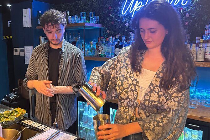 Shake, Mix & Sip: Cocktail Workshop in Old Nice - An In-Depth Look at the Cocktail Workshop Experience