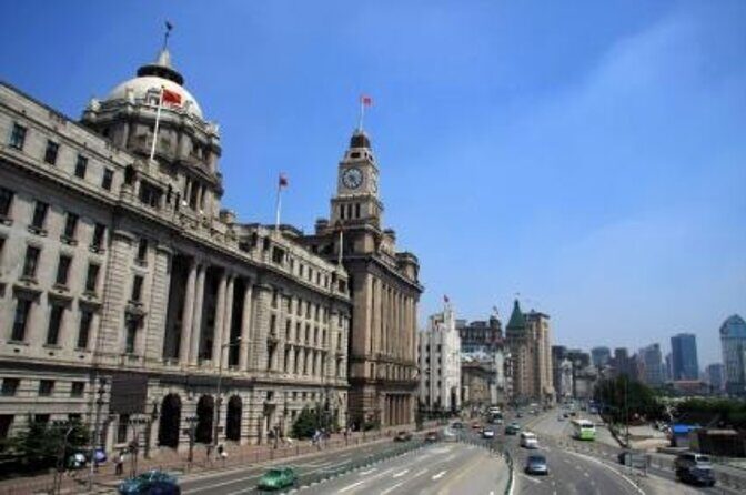 Shanghai Bus Tour:Yu Garden,Chenghuang,Zhujiajiao Water Town,Bund - Key Points