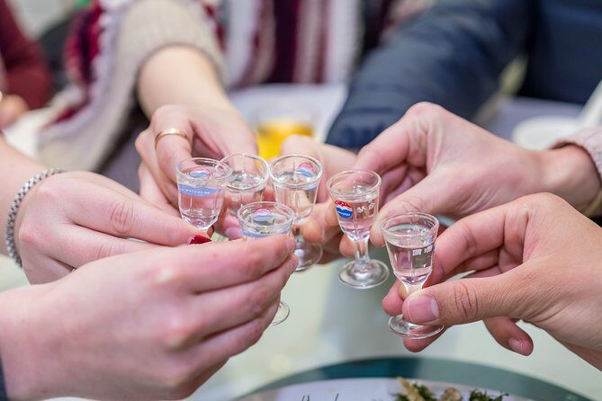 Shanghai By Night: 3-Hour Private Evening Food Tour, incl Drinks - Key Points