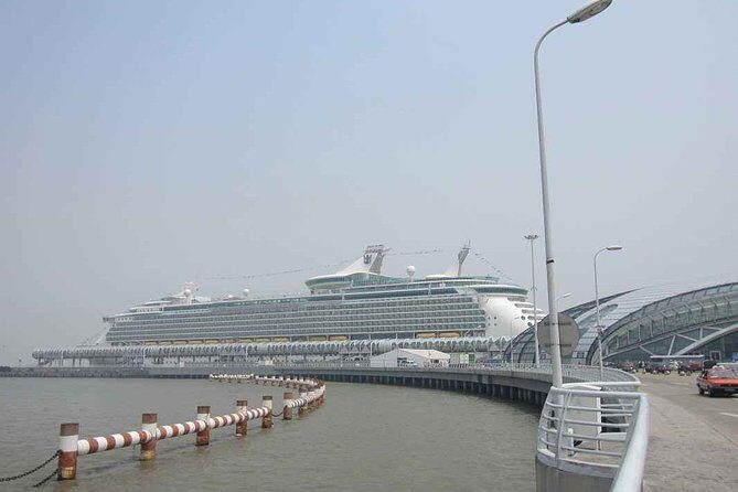 Shanghai Cruise Ports Private Departure Transfer from Hotels in English Services - A Closer Look at the Experience