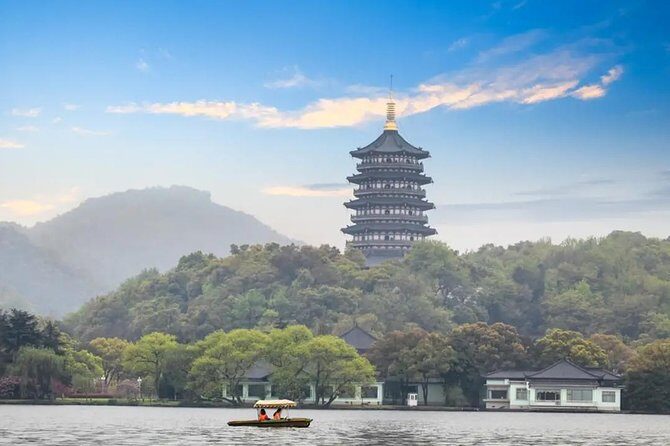 Shanghai Day Tour to Hangzhou - Lingyin Temple: A Sacred Historic Site