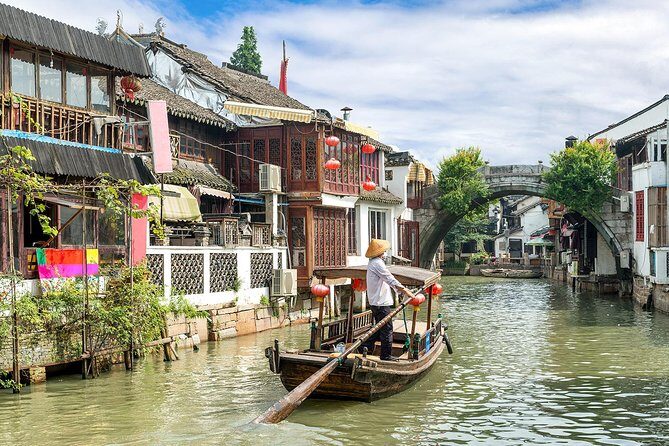 Shanghai Day Tour to Zhujiajiao Water Town, Yu Garden, Bazaar, Bund - The Real Deal on the Itinerary