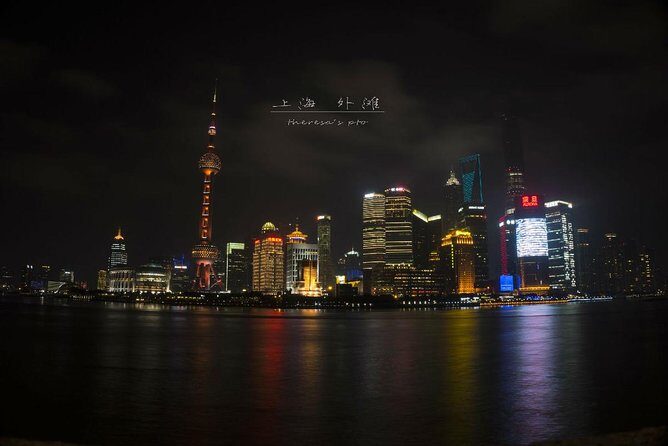 Shanghai Highlights and Zhujiajiao Water Town Private Day Tour - Discovering Shanghai’s Classical and Modern Sides