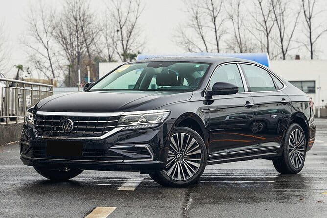 Shanghai Hongqiao Airport private transfer to hotels downtown. - What to Expect at Pickup and During the Transfer